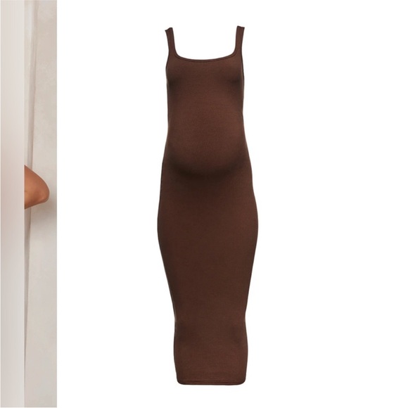 Bumpsuit Maternity Midi Dress - Picture 3 of 6